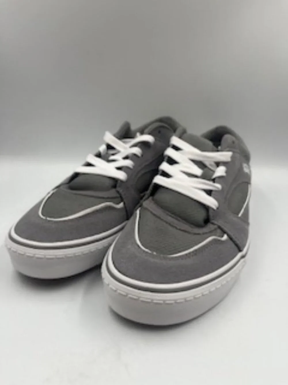New Vans‎ Colson Gray Retro Suede Sneakers Size 10.5 Low top NIB